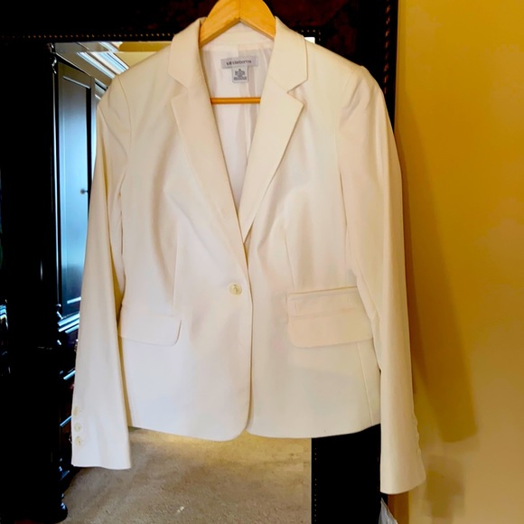 Liz Claiborne White Blazer 